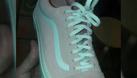 scarpa rosa o grigia spiegazione